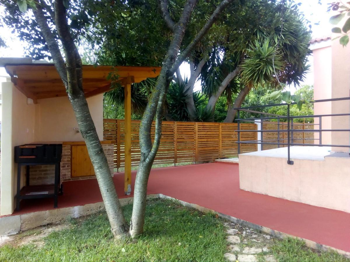 Villa Lelova Митикас Екстериор снимка